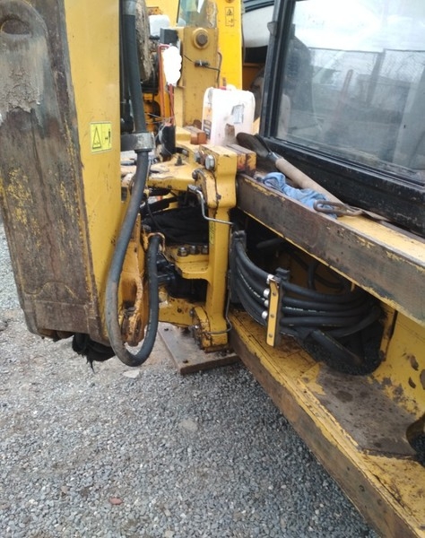 Продаем экскаватор-погрузчик Caterpillar 422E, 0,38 м3, 2008 г.в.  - <ro>Изображение</ro><ru>Изображение</ru> #3, <ru>Объявление</ru> #1674231