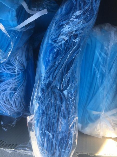 Маска медицинская трехслойная на резинках - <ro>Изображение</ro><ru>Изображение</ru> #3, <ru>Объявление</ru> #1680192