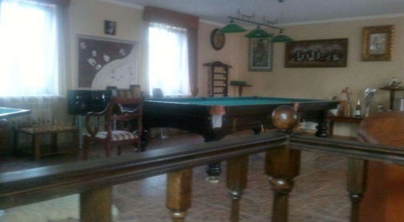 Жилая усадьба из трех домов постройки 2005 г.общей пл. 400 м.кв - <ro>Изображение</ro><ru>Изображение</ru> #4, <ru>Объявление</ru> #1683706