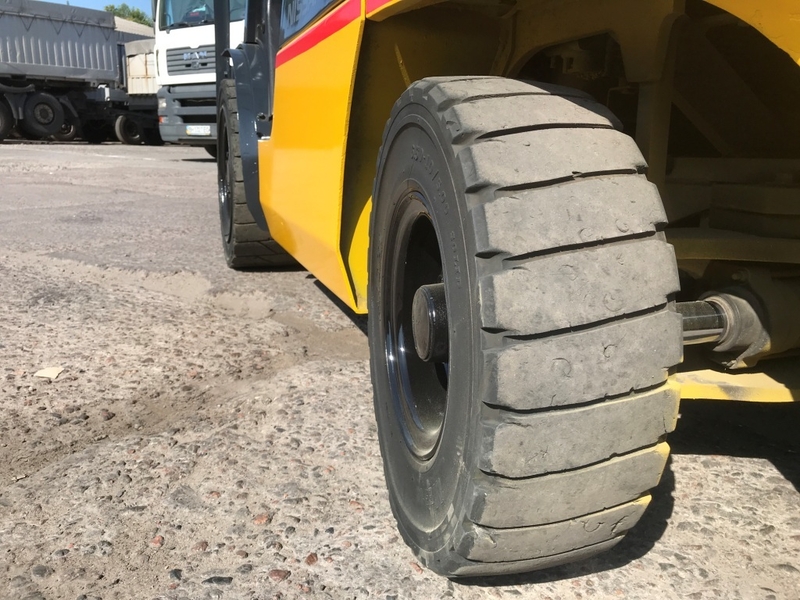 Дизельный погрузчик навантажувач Nissan на 3 тонны с позиционером вил - <ro>Изображение</ro><ru>Изображение</ru> #8, <ru>Объявление</ru> #1696552