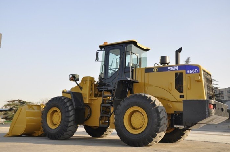 Арендa фронтального погрузчика Кривой Рог - <ro>Изображение</ro><ru>Изображение</ru> #5, <ru>Объявление</ru> #1699141