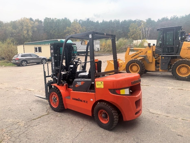 Дизельный вилочный погрузчик Lonking FD30T - <ro>Изображение</ro><ru>Изображение</ru> #3, <ru>Объявление</ru> #1698460