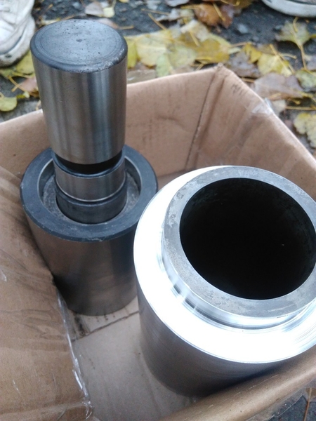  Приемные втулки, бойки ударные, матрицы брикетировщиков - <ro>Изображение</ro><ru>Изображение</ru> #5, <ru>Объявление</ru> #1718223