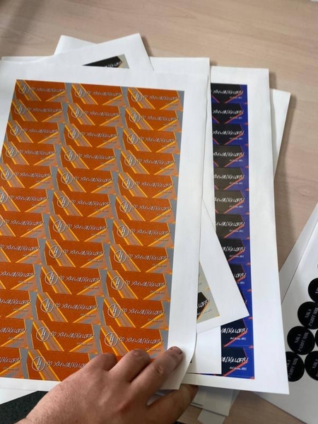 Друк та виготовлення наклейок (наліпок) з плоттерною порізкою - <ro>Изображение</ro><ru>Изображение</ru> #3, <ru>Объявление</ru> #1744686