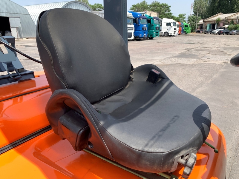 Вилочный автопогрузчик Nissan, вагонник, с боковым смещением. Наработка 5837 мг - <ro>Изображение</ro><ru>Изображение</ru> #8, <ru>Объявление</ru> #1744896