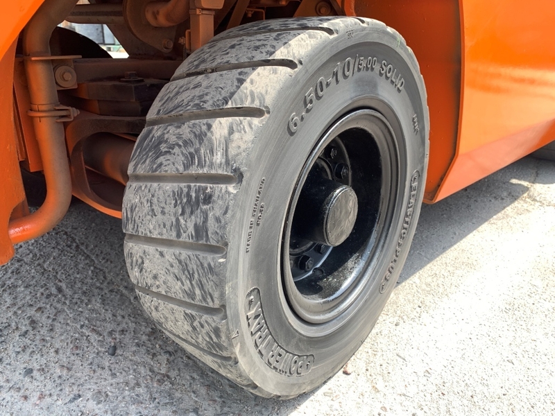 Вилочный автопогрузчик Nissan, вагонник, с боковым смещением. Наработка 5837 мг - <ro>Изображение</ro><ru>Изображение</ru> #9, <ru>Объявление</ru> #1744896