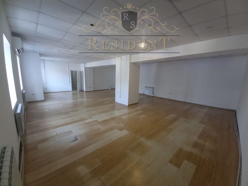 Офіс в центрі міста, своя вода каналізація. Грушевського 10   - <ro>Изображение</ro><ru>Изображение</ru> #4, <ru>Объявление</ru> #1747052