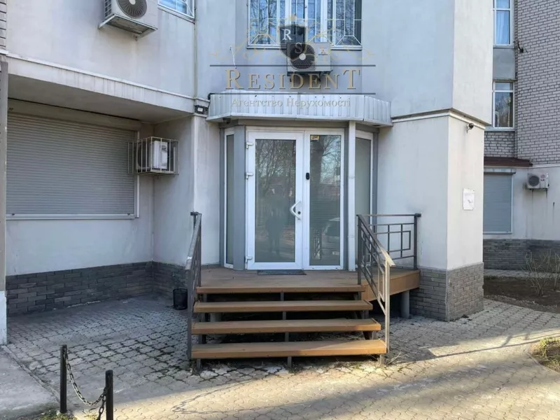 Продам офіс на Н. Армстронга (Казакова), закритий двір, перший поверх - <ro>Изображение</ro><ru>Изображение</ru> #9, <ru>Объявление</ru> #1747041