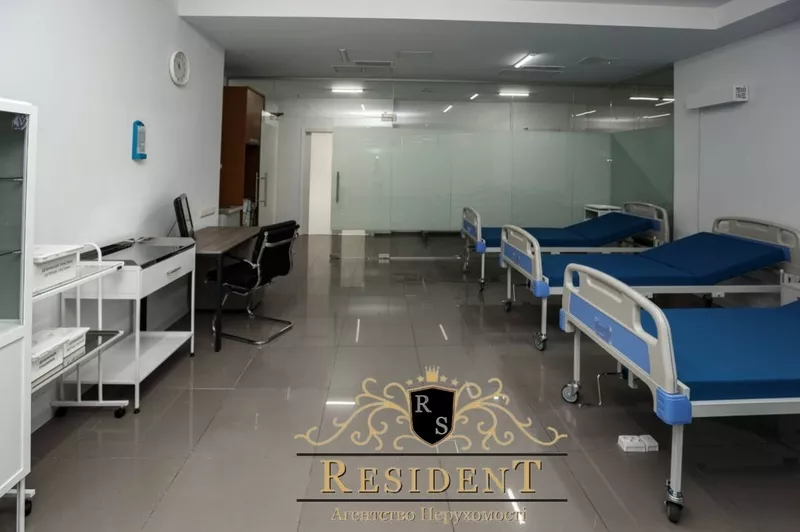 Продаж приміщення в центрі міста 1поверх. Клініка. З орендарями на довгий строк. - <ro>Изображение</ro><ru>Изображение</ru> #7, <ru>Объявление</ru> #1747017