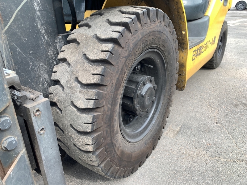 Вилочний автонавантажувач Komatsu, з бічним зсувом та щоглою 4.5 метри. - <ro>Изображение</ro><ru>Изображение</ru> #9, <ru>Объявление</ru> #1749035