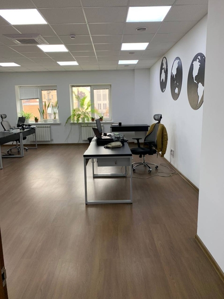 Продаж приміщення в центрі міста. На сьогодні офіс ІТ компанії - <ro>Изображение</ro><ru>Изображение</ru> #5, <ru>Объявление</ru> #1747249