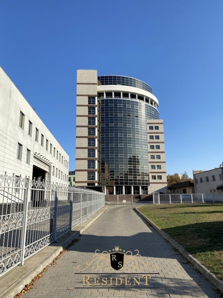 Продаж приміщення в центрі міста. На сьогодні офіс ІТ компанії - <ro>Изображение</ro><ru>Изображение</ru> #8, <ru>Объявление</ru> #1747249