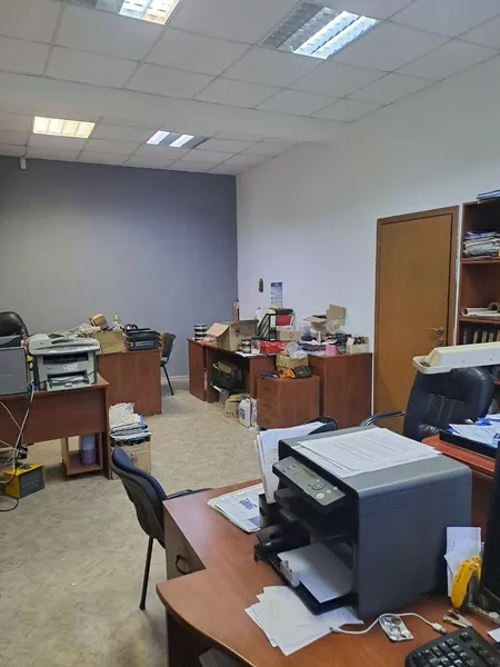 Продам офіс в Центрі міста Серова, закритий двір, парковка на 4 авто - <ro>Изображение</ro><ru>Изображение</ru> #5, <ru>Объявление</ru> #1747022