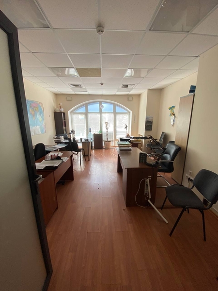 ❗️Лікарня на вул Бригадній, з орендарями❗️ - <ro>Изображение</ro><ru>Изображение</ru> #3, <ru>Объявление</ru> #1747047