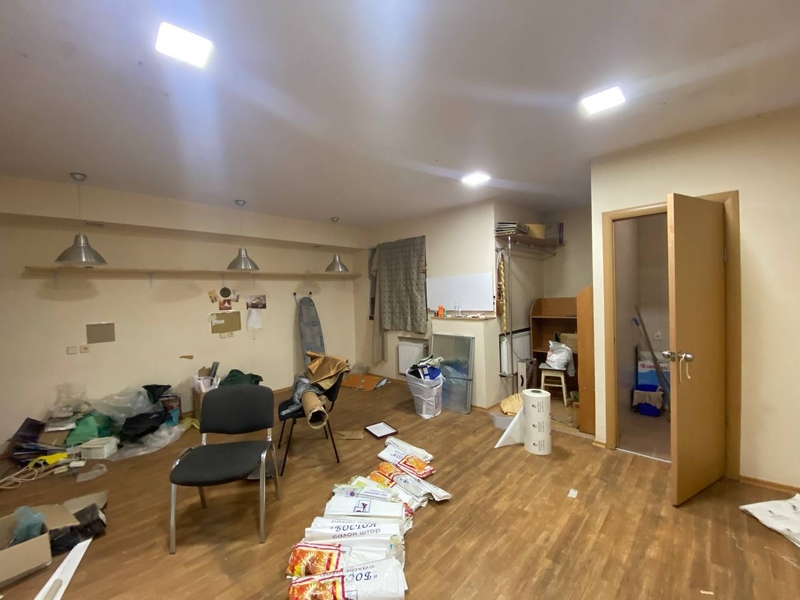 Продам офісмагазин в центрі міста. 1 поверх з окремим входом на червоній лінії  - <ro>Изображение</ro><ru>Изображение</ru> #5, <ru>Объявление</ru> #1747021