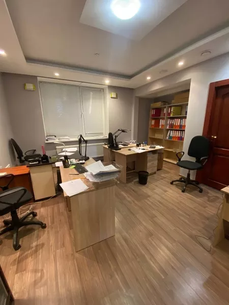 Оренда офісу, Соборний р-н. Сучасне, гарне приміщення (2007 рік)  - <ro>Изображение</ro><ru>Изображение</ru> #5, <ru>Объявление</ru> #1747024