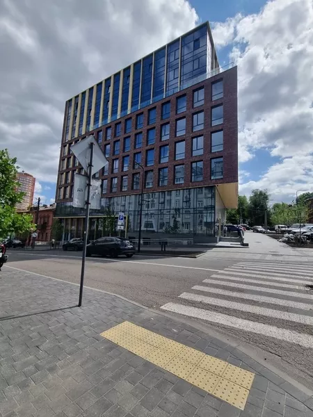 Приміщення в новому ТРЦ, Червона лінія, окремий вхід Під чистовий ремонт - <ro>Изображение</ro><ru>Изображение</ru> #2, <ru>Объявление</ru> #1747032